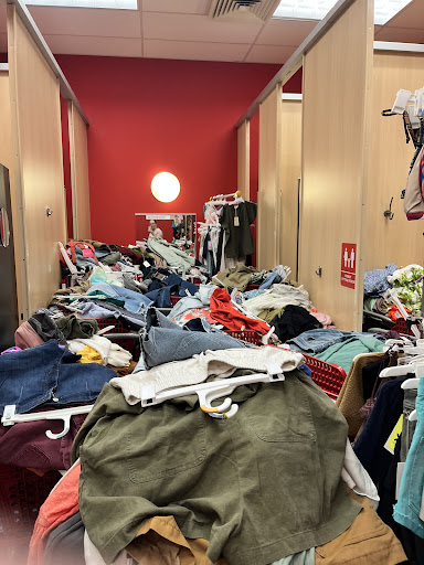 Department Store «Target», reviews and photos, 50 NY-17K, Newburgh, NY 12550, USA