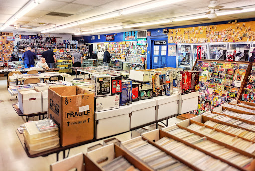 Cosmic Comics & Cards
