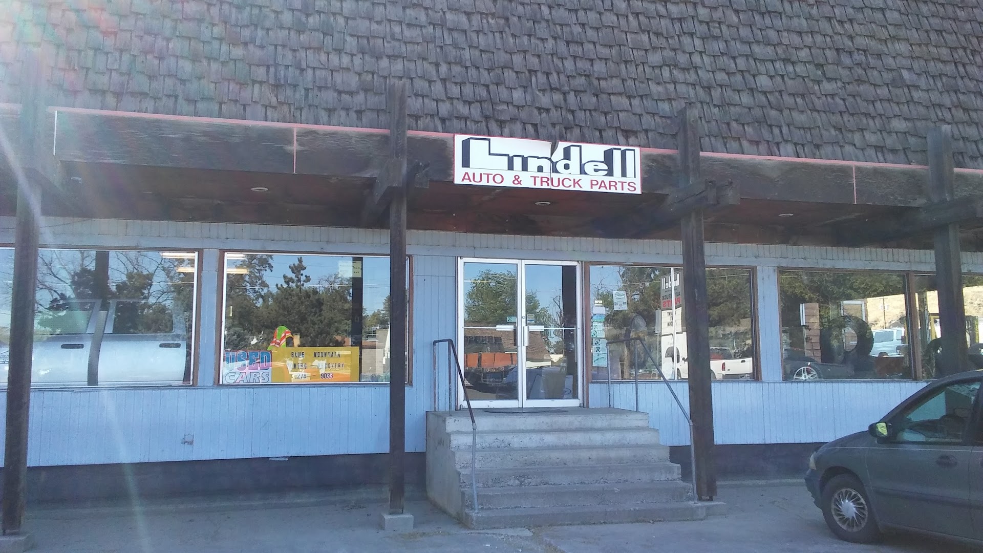 Lindell's Auto Salvage Auto parts store In Pendleton OR 97801