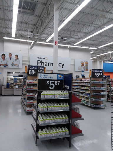 Department Store «Walmart Supercenter», reviews and photos, 30729 Lyon Center Dr, New Hudson, MI 48165, USA