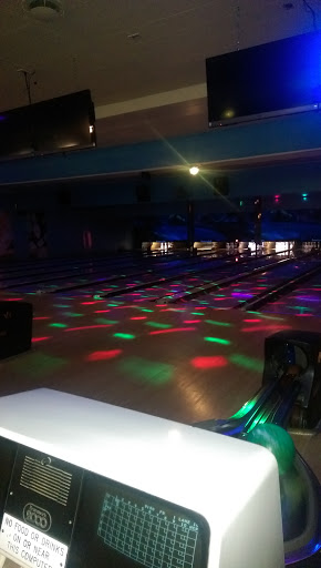 Bowling Alley «Tiger Bowl», reviews and photos, 211 N Parkway Ave, Battle Ground, WA 98604, USA