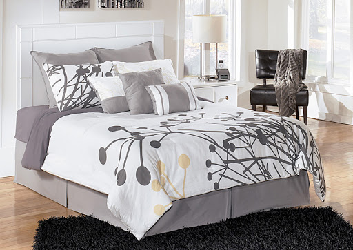 Furniture Store «Freddy P Furniture», reviews and photos, 10 W Broad St, West Hazleton, PA 18202, USA