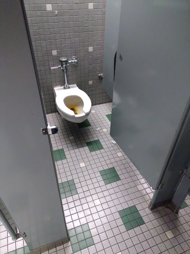 Clothing Store «Burlington Coat Factory», reviews and photos, 3050 N 5th Street Hwy, Reading, PA 19605, USA