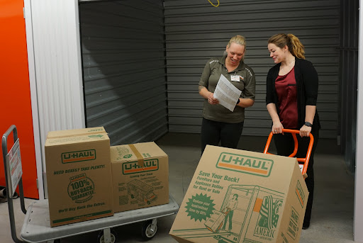 Truck Rental Agency «U-Haul Moving & Storage at Teall Ave», reviews and photos, 1001 Canal St, Syracuse, NY 13210, USA