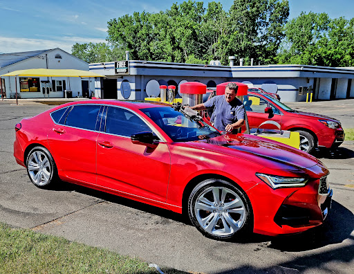 Car Wash «Southington Auto Wash & Oil Change & Detailing», reviews and photos, 254 Queen St, Southington, CT 06489, USA