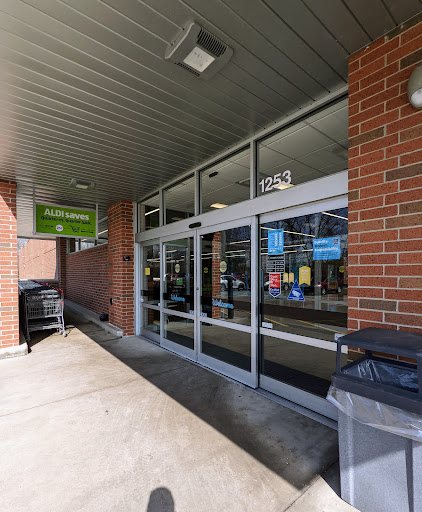 Supermarket «ALDI», reviews and photos, 1253 E Green Bay St, Shawano, WI 54166, USA
