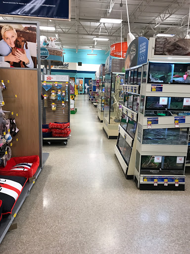 Pet Supply Store «PetSmart», reviews and photos, 637 Woodbury Glassboro Rd, Sewell, NJ 08080, USA