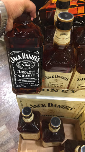 Wine Store «Total Wine & More», reviews and photos, 1800 S Loop 288, Denton, TX 76205, USA