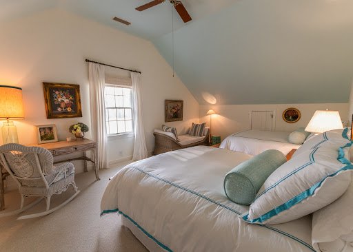 Window Treatment Store «Feather Your Nest and Cindy Lloyd Design», reviews and photos, 5011 Richmond Rd, Warsaw, VA 22572, USA