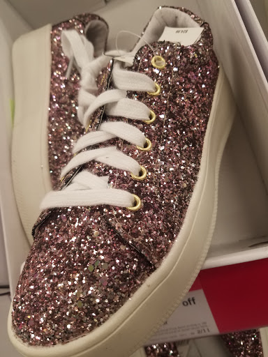 Shopping Mall «Crossroads Shopping Center», reviews and photos, 409 Tarrytown Rd, White Plains, NY 10607, USA