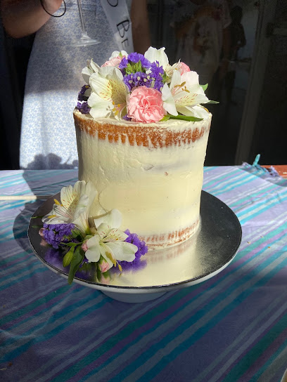 Wedding Cake Art by Karen Hill