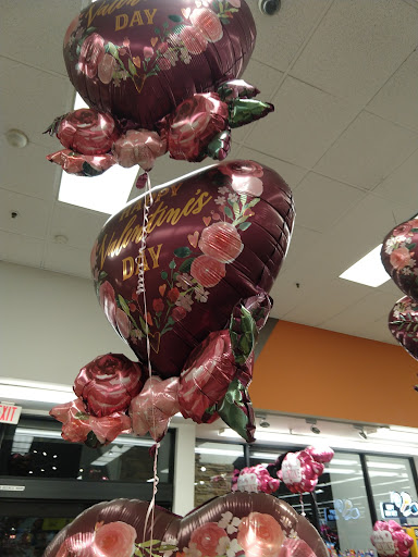 Grocery Store «Ralphs», reviews and photos, 18010 Chatsworth St, Granada Hills, CA 91344, USA