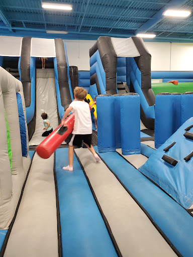 Indoor Playground «Funville Playground and Cafe», reviews and photos, 4318 Holland Road, Virginia Beach, VA 23452, USA