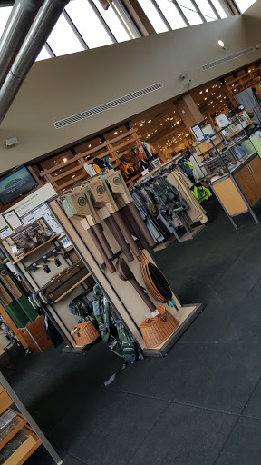Clothing Store «L.L. Bean», reviews and photos, 8095 Tysons Corner Center, McLean, VA 22102, USA