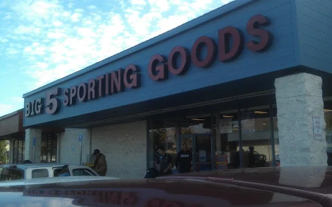 Big 5 Sporting Goods image