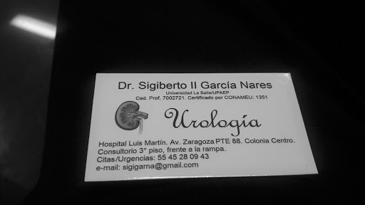 Dr. Sigiberto II García Nares, Urólogo