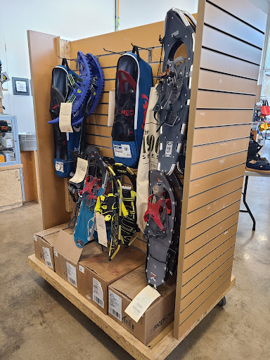 Camping Store «REI», reviews and photos, 200 Ridge Pike #115, Conshohocken, PA 19428, USA