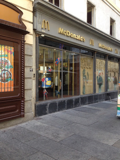 Mcdonalds 24 hours in Turin