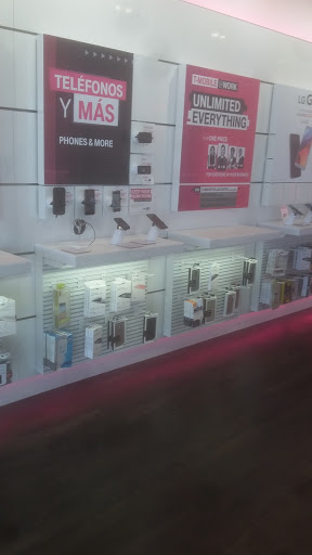 Cell Phone Store «T-Mobile», reviews and photos, 4557 Lafayette Rd b, Indianapolis, IN 46254, USA