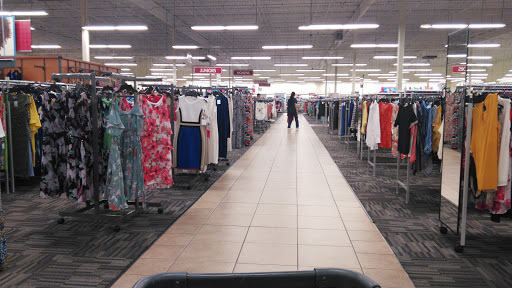 Clothing Store «Burlington Coat Factory», reviews and photos, 229 NJ-73, Marlton, NJ 08053, USA