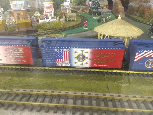 Shopping Mall «Crossville Outlet Center», reviews and photos, 228 Interstate Dr, Crossville, TN 38555, USA