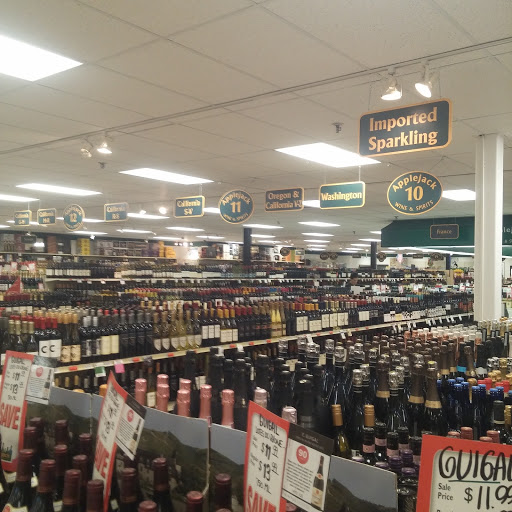 Liquor Store «Applejack Wine & Spirits», reviews and photos, 3320 Youngfield St, Wheat Ridge, CO 80033, USA