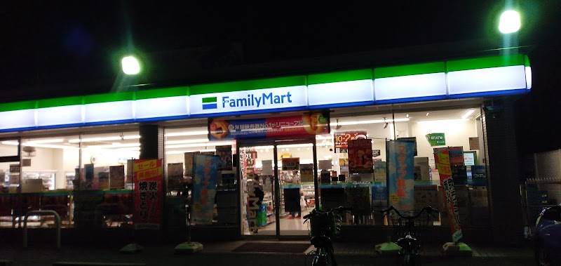 ファミリーマート 北名古屋中之郷店