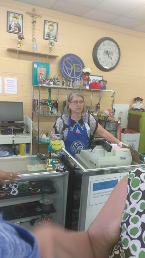 Non-Profit Organization «Society of St. Vincent de Paul - Mesa Thrift Store», reviews and photos, 2352 W Main St, Mesa, AZ 85201, USA