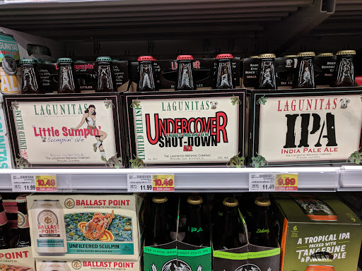 Shopping Mall «Harbour Pointe Shopping Center», reviews and photos, 11706 Mukilteo Speedway, Mukilteo, WA 98275, USA