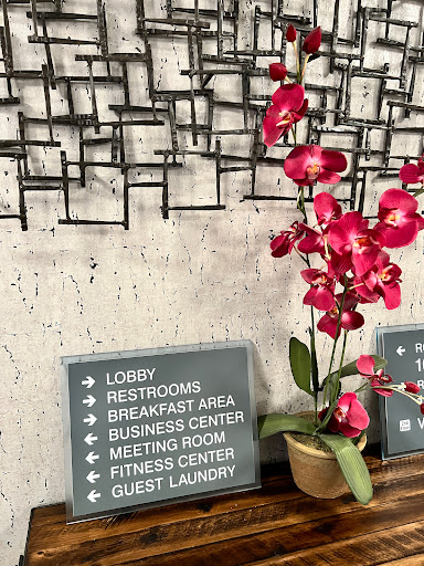 Best Western Plus Manhattan Beach Hotel image