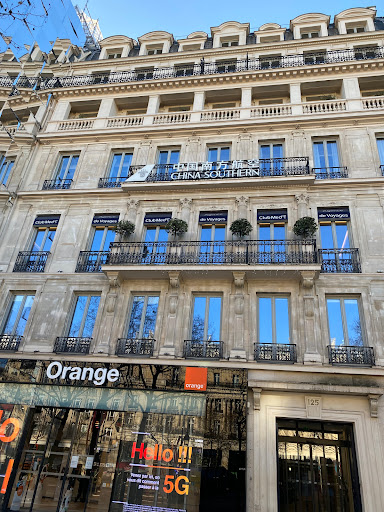 Sim card stores Paris