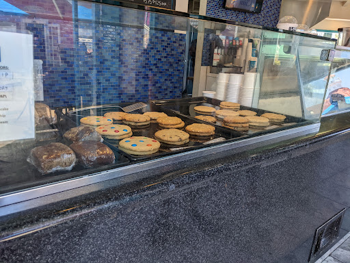 Shopping Mall «Shoreline Village», reviews and photos, 401-435 Shoreline Village Drive, Long Beach, CA 90802, USA