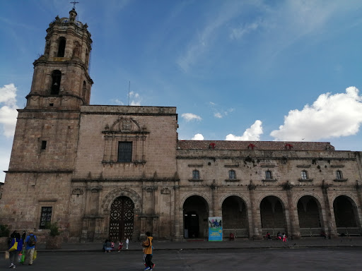 Instituto del Artesano Michoacano