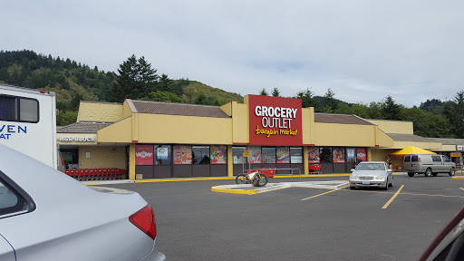 Grocery Store «Grocery Outlet Bargain Market», reviews and photos, 16261 US-101 #17, Brookings, OR 97415, USA