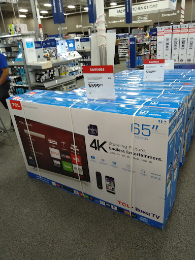 Electronics Store «Best Buy», reviews and photos, 350 W Army Trail Rd, Bloomingdale, IL 60108, USA