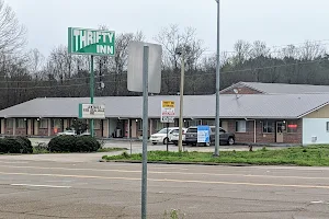 Thrifty Inn image