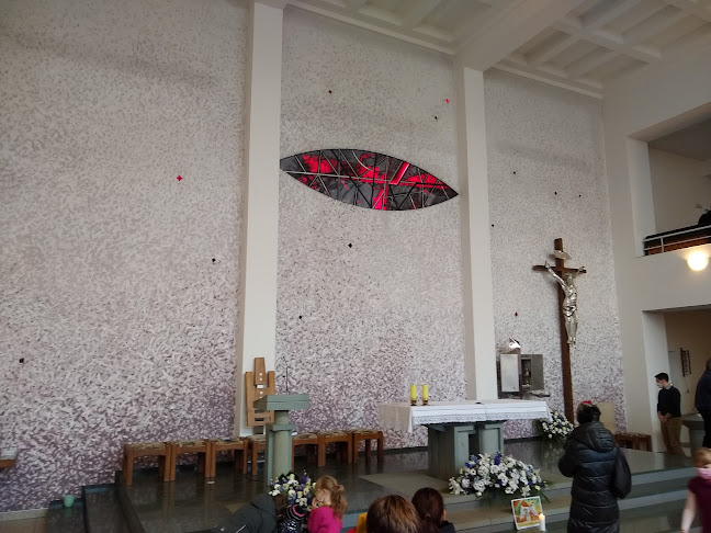 Recenze na Kostel svaté Terezie od Dítěte Ježíše v Praha - Kostel