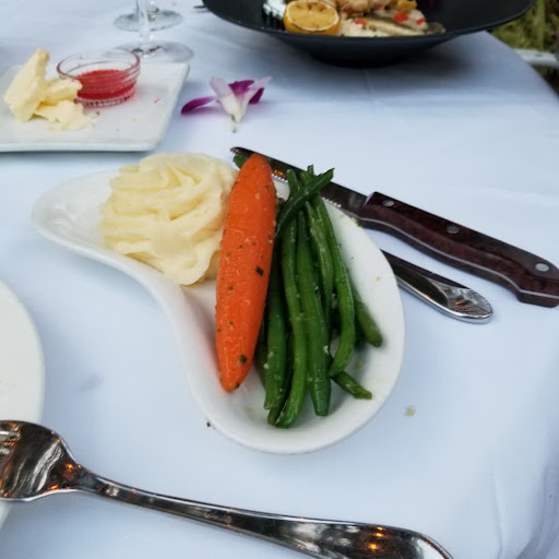 American Restaurant «The Veranda», reviews and photos, 2122 Second St, Fort Myers, FL 33901, USA