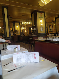 Atmosphère du Restaurant français Bouillon Chartier Gare de l'Est à Paris - n°19