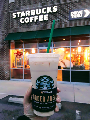 Coffee Shop «Starbucks», reviews and photos, 21 Neverland Dr, Lewis Center, OH 43035, USA