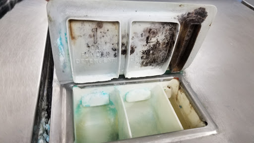 Laundromat «Downtown Cleaners and Coin Laundry», reviews and photos, 612 NE 2nd St, Fort Lauderdale, FL 33301, USA