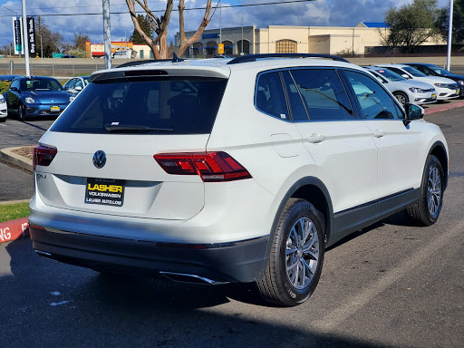 Elk Grove Volkswagen image