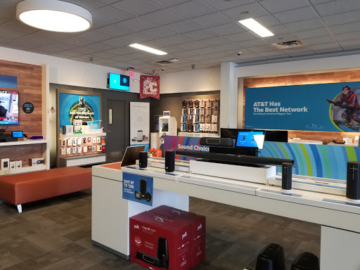 Cell Phone Store «AT&T», reviews and photos, 748 S Meadow St #200, Ithaca, NY 14850, USA