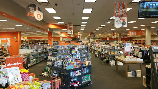 Used Book Store «2nd & Charles», reviews and photos, 6606 S Parker Rd, Aurora, CO 80016, USA