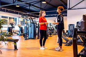 Gesundheitszentrum Fitnessstudio Oberberg image