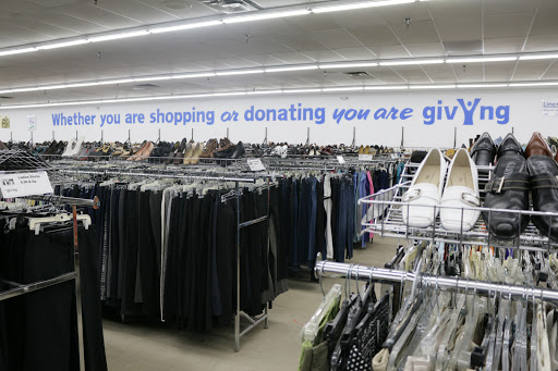 Thrift Store «St. Vincent de Paul Thrift Store and Donation Center», reviews and photos, 1065 Reading Rd, Mason, OH 45040, USA