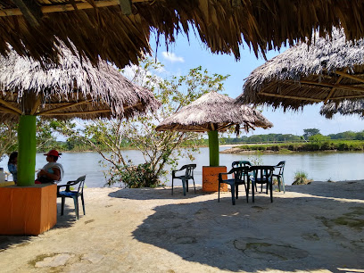 Restaurante Islas del Sol - Caserio Platanera, Puerto Nare, Antioquia, Colombia