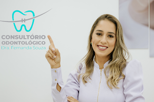 Dentista Dra. Fernanda Souza image