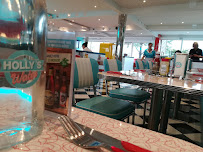 Atmosphère du Restaurant Holly's Diner à Puilboreau - n°12