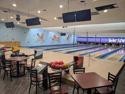 Mister's Bar and Lanes